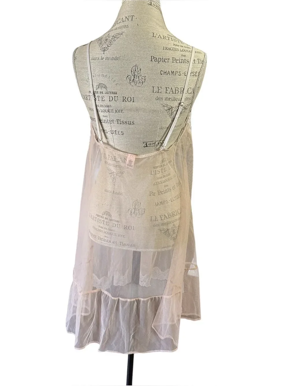 Victoria’s Secret Tiered Sheer Nightie Chemise Cream and Peach Color Large